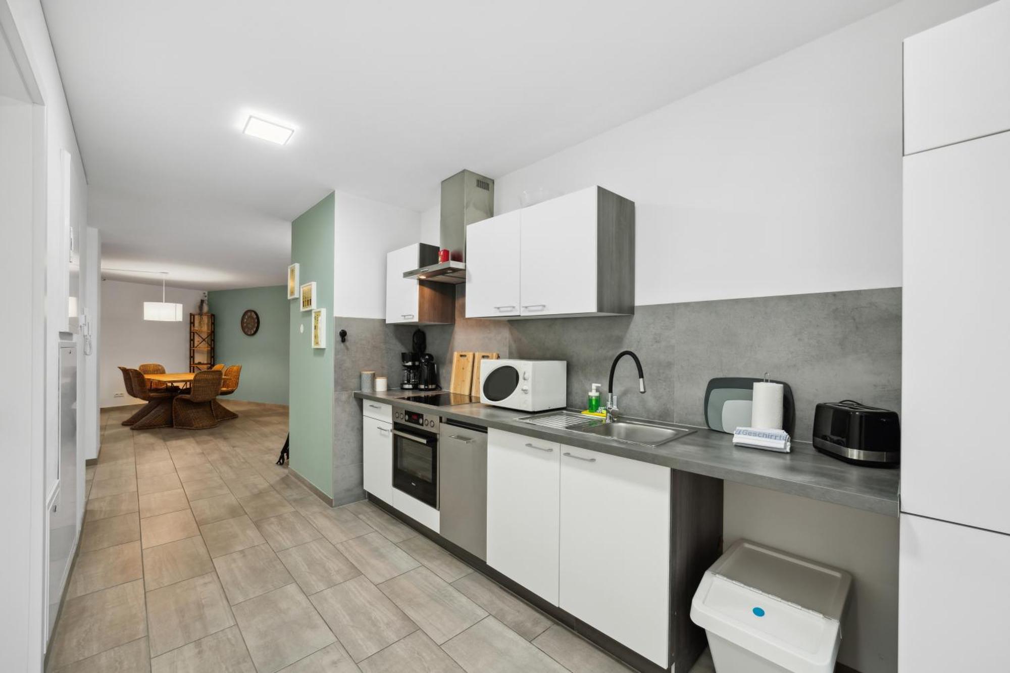 Sali Homes Spacious Apartment With Terrace In City Center Bayreuth Exterior photo